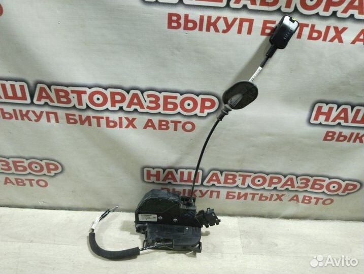 Замок боковой двери задний правый Renault Fluence