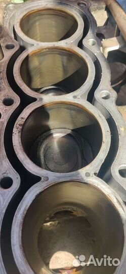 Блок цилиндров тойота авенсис 2008г. 1.8л 1ZZ fe