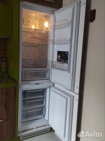 Встраиваемый холодильник бу