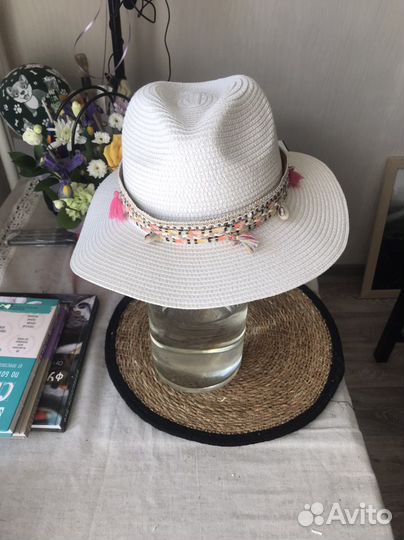 Шляпа женская летняя белая