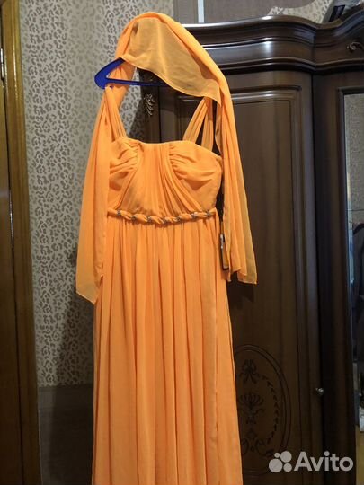 Продам платье