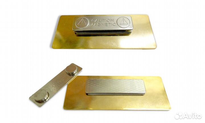 Изготовление металлических бейджей и визиток