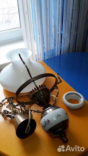 Люстра подвесная в стиле 