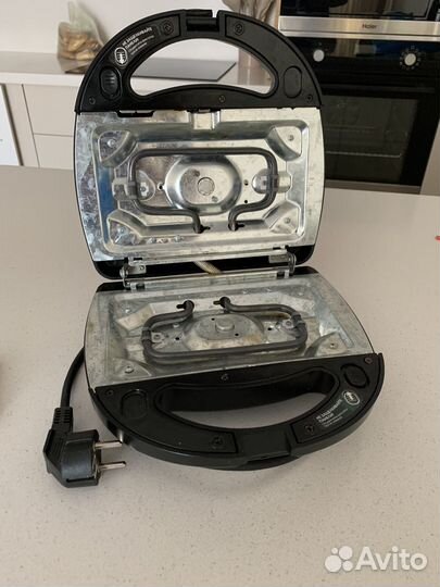 Мультипекарь вафельница гриль Redmond