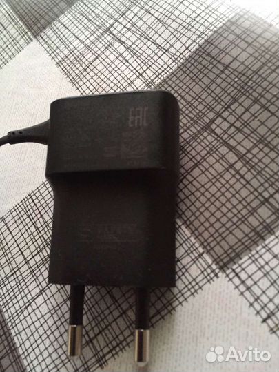 Зарядка для nokia тонкая оригинал