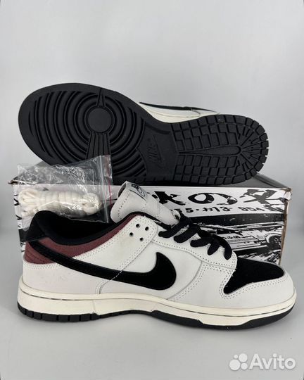 Кроссовки Nike