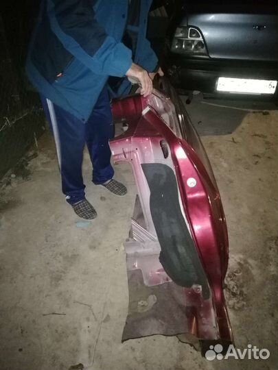 Заднее левое крыло