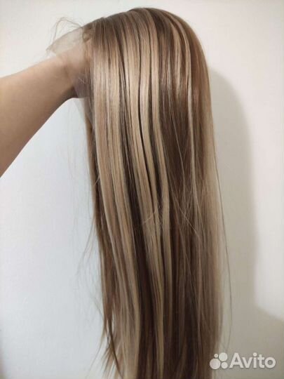 Парик длиной 56см