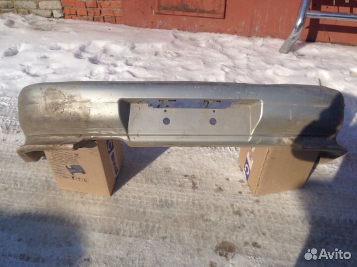 Бампер задний на субару импреза 1997год