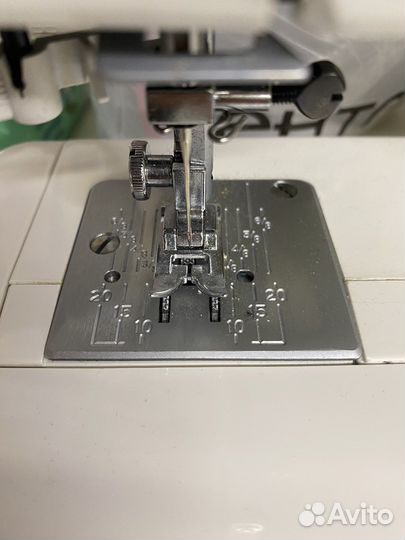 Швейная машина Janome JK220S