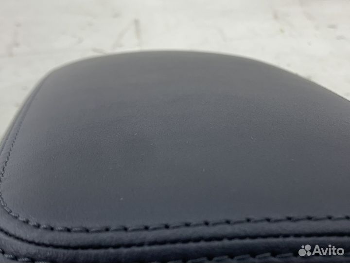 Подлокотник KIA K5 DL3