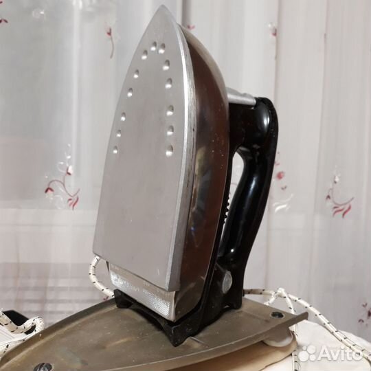 Утюг из СССР