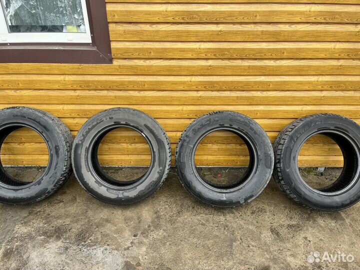 Nexen N'Fera RU5 255/60 R17