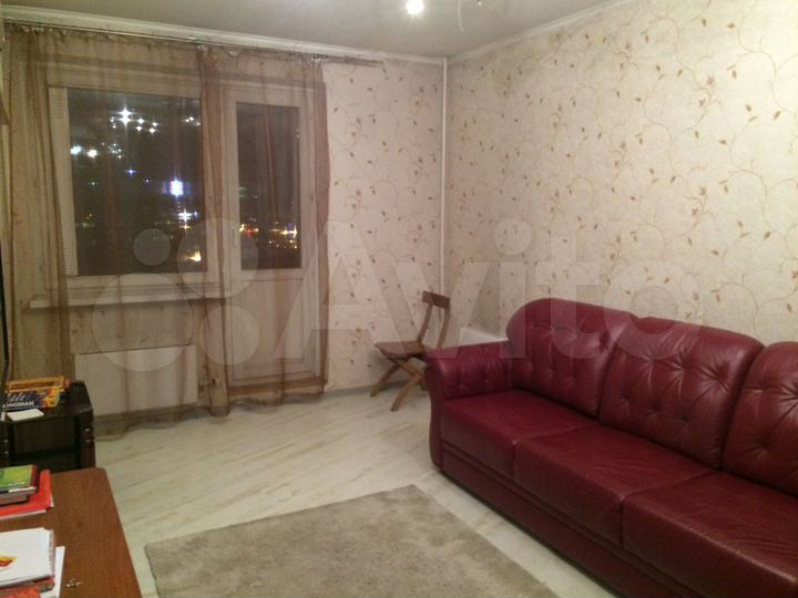 2-к. квартира, 54 м², 7/17 эт.