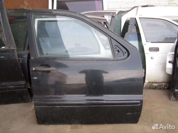 Двери Mercedes-Benz ML163 / W163