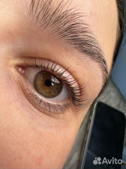 Наращивание и ламинирование ресниц