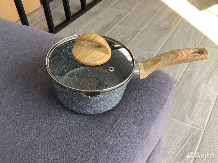 Ковшик тефлоновый новый