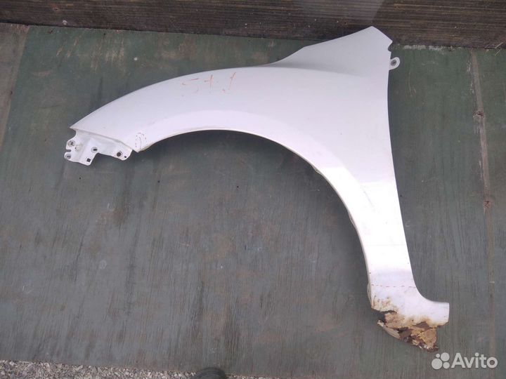 Mazda 3 BL крыло переднее левое