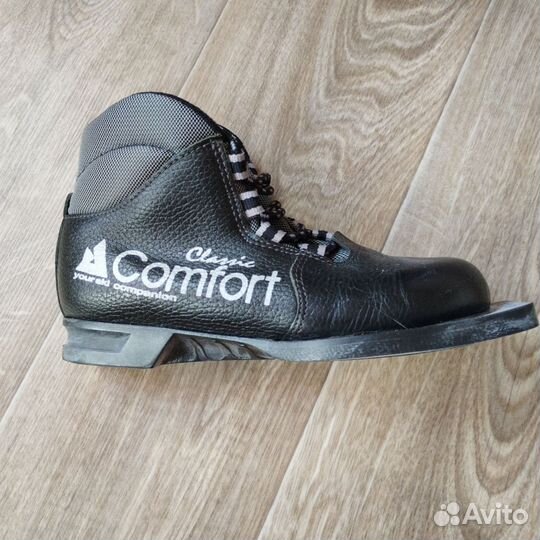 Лыжные ботинки классические