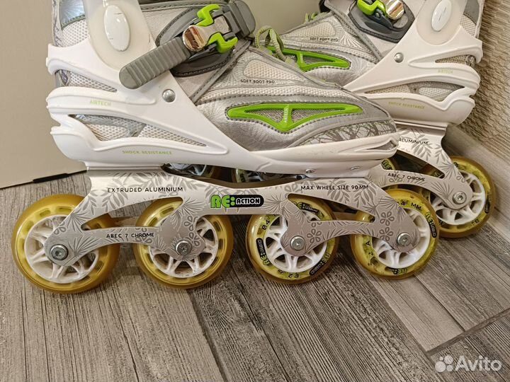 Ролики женские 37 размер и полный комплект защиты