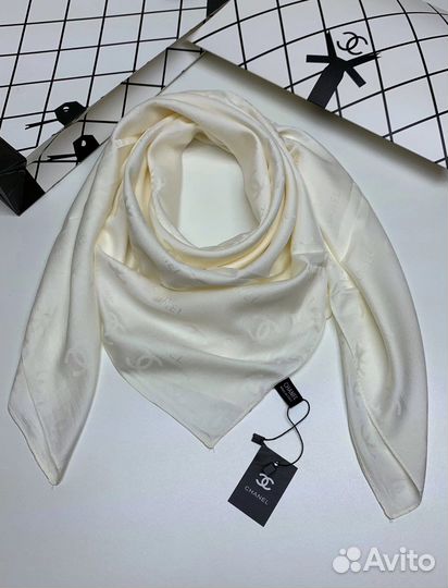 Стильные платки “Chanel”, весна 2023