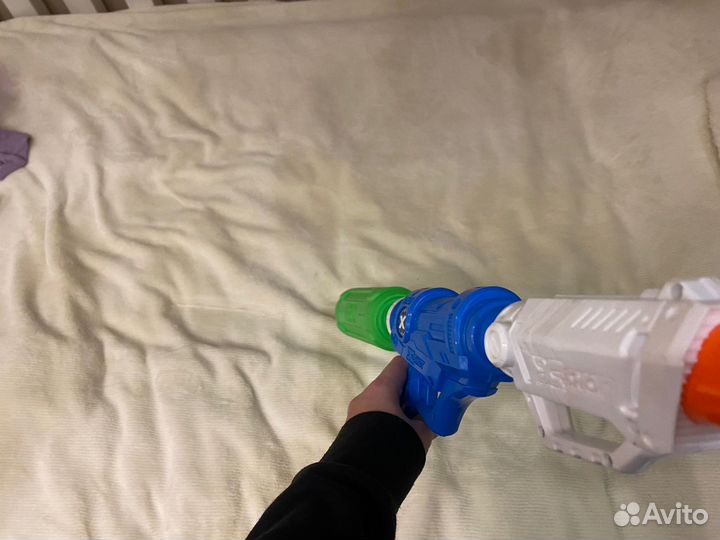 Водный пистолет