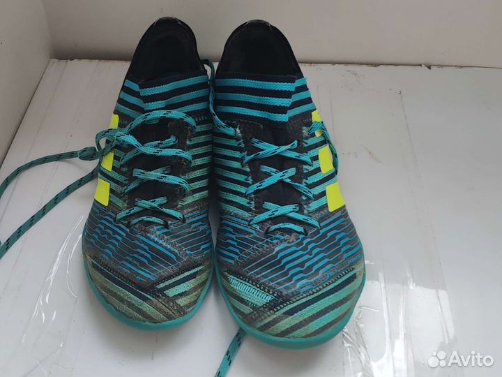Бутсы adidas nemeziz 33 размер