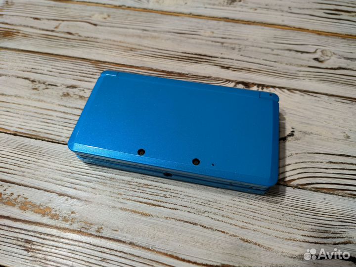 Nintendo 3ds ice blue 64gb