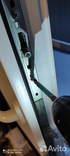 Москитные сетки/Ремонт пластиковых окон