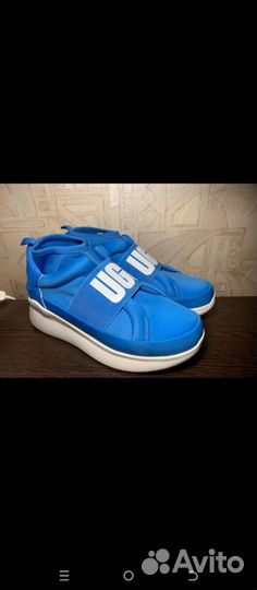 Кроссовки UGG