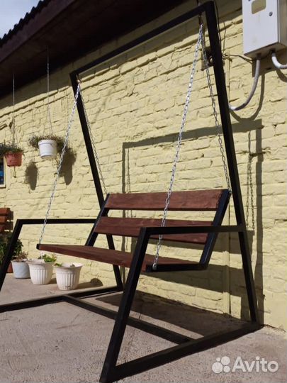 Садовые качели новые