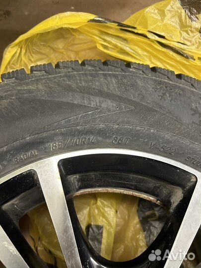 Комплект колес зимних шипованных 185/70R14