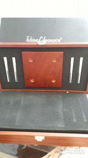 Элитный винный набор в коробке из красного дерева