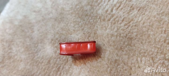 Редкая дата на зажиме от хлеба