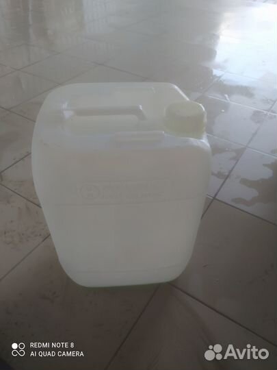 Евро кубы 1000л состояние новое, канистры 20л