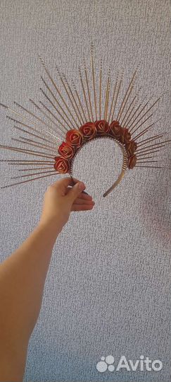 Диадема с шипами