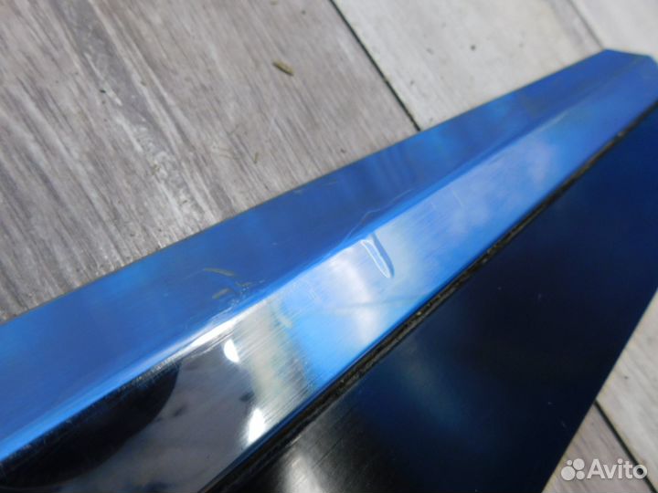 Накладка двери Volvo XC60 2013-2017