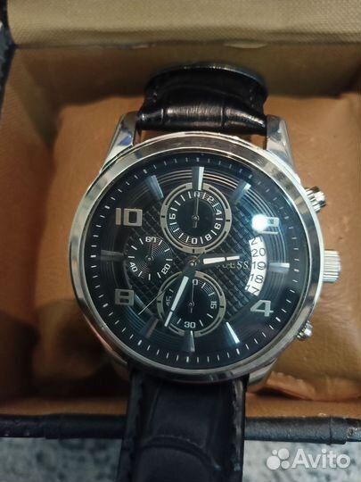 Часы мужские guess