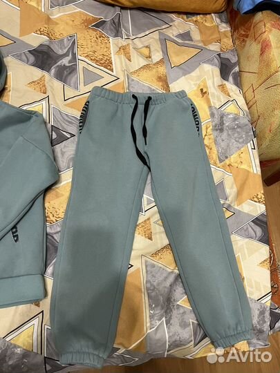 Костюм для девочки Батик,р.134-140