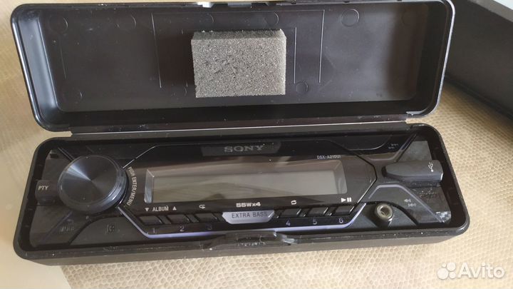 Магнитола Sony DSX-A210UI