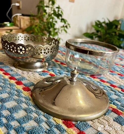 Графин штоф с рюмками и сахарница - СССР