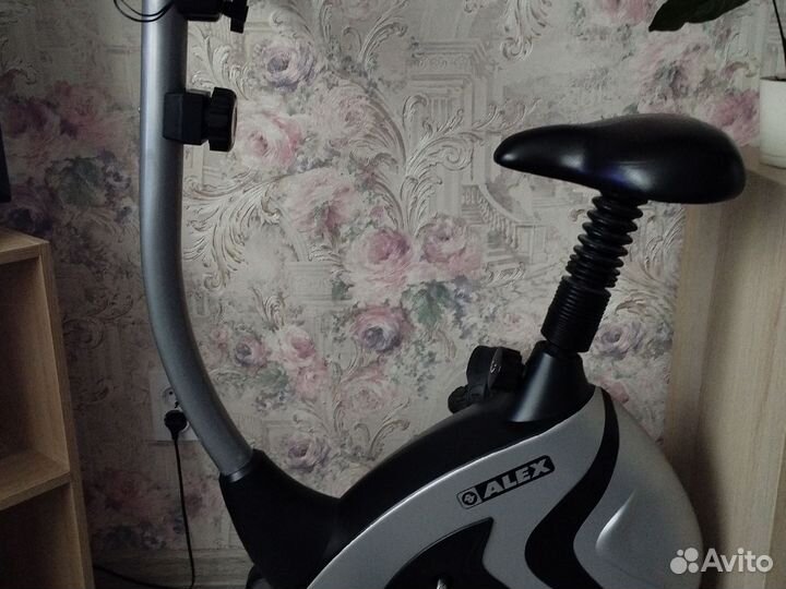 Велотренажер