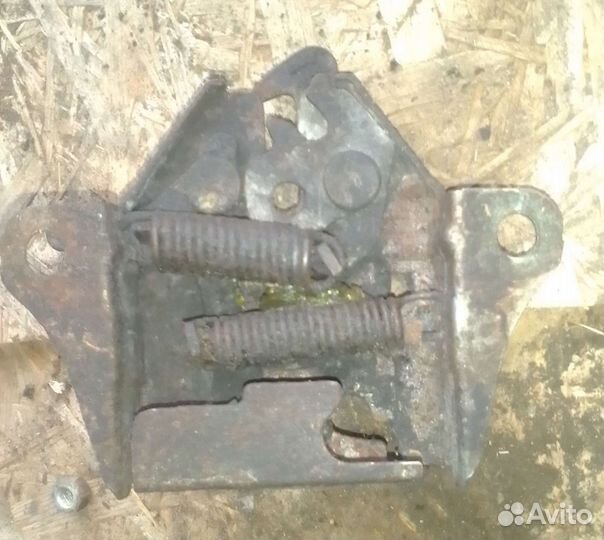 Замок капота Kia Spectra/Sephia/Shuma 2001-2011