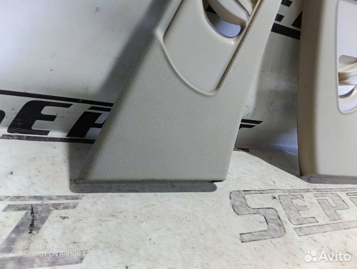Обшивка центральной стойки Audi A4 Allroad B8