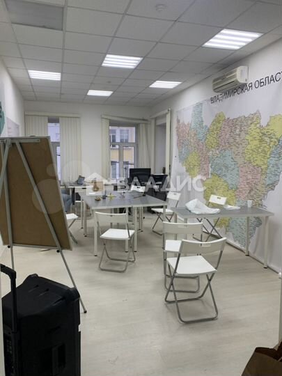 Сдам офисное помещение, 243.3 м²