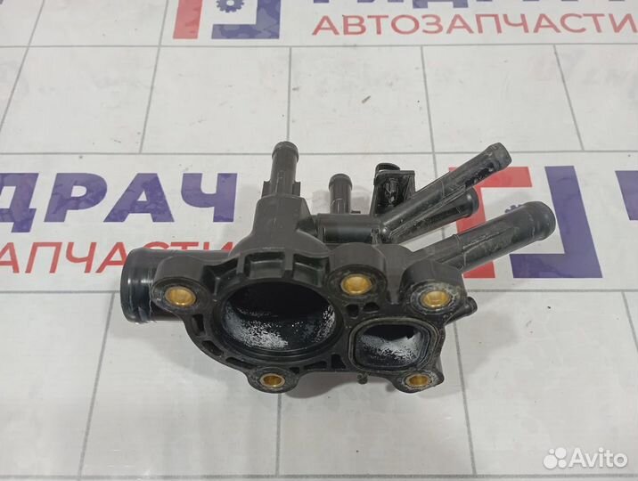 Корпус термостата Nissan Roque (T32) 11060-3TA0B