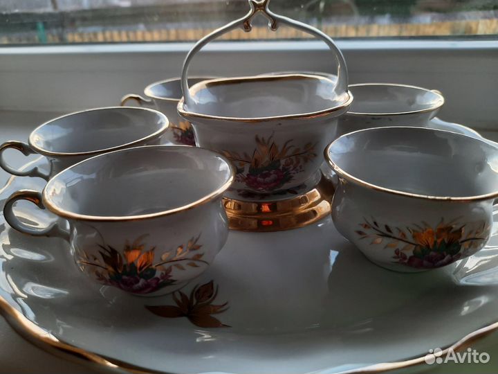 Фарфоровый кофейный сервиз