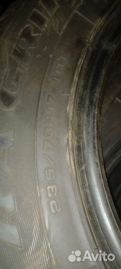 Goodyear UltraGrip 235/65 R17