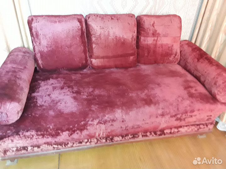 Диван антикварный 50гг. СССР подушки валики натур