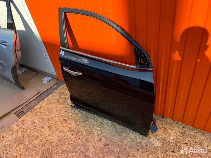 Дверь передняя правая Хендай Туксон 3 TL